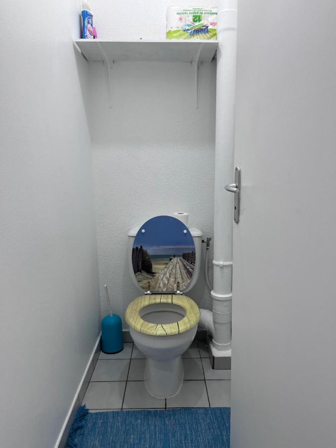 Chambre Chez L'Habitant A 5Mn De L'Aeroport ليه أبيم المظهر الخارجي الصورة